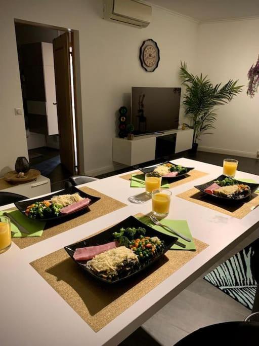 Grand Appartement 2 Chambres 5 Pers Max, Vue Panoramique Avec Parking มูลูส ภายนอก รูปภาพ